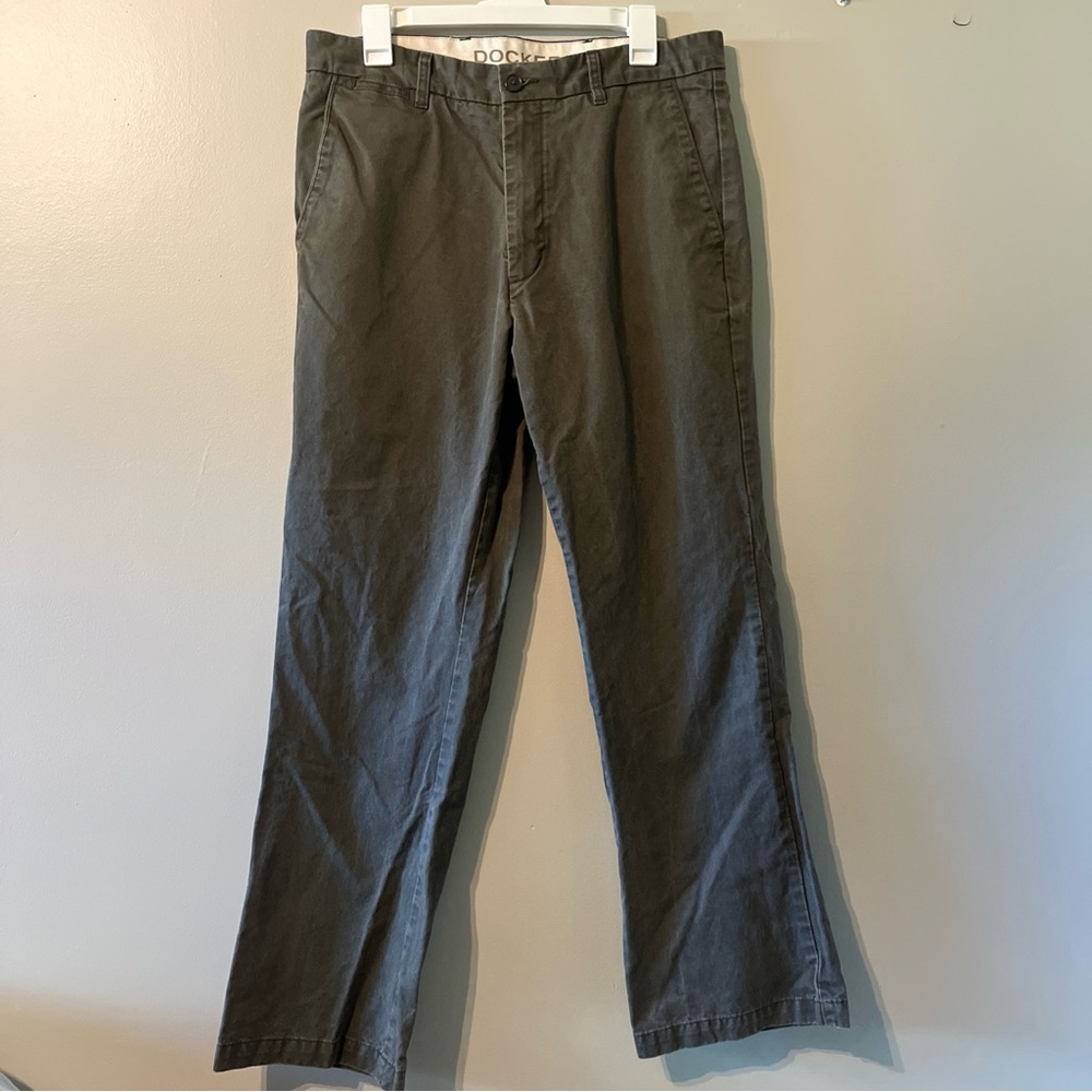 Men’s Dockers Size 34X 32 D3 Classic Fit Faded Brown Chino Khakis 100% Cotton